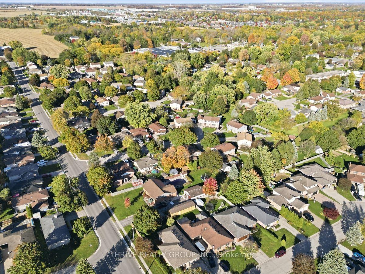 Photo 30 of 3 Parcreek Place, Strathroy-Caradoc, NW — HOMEH