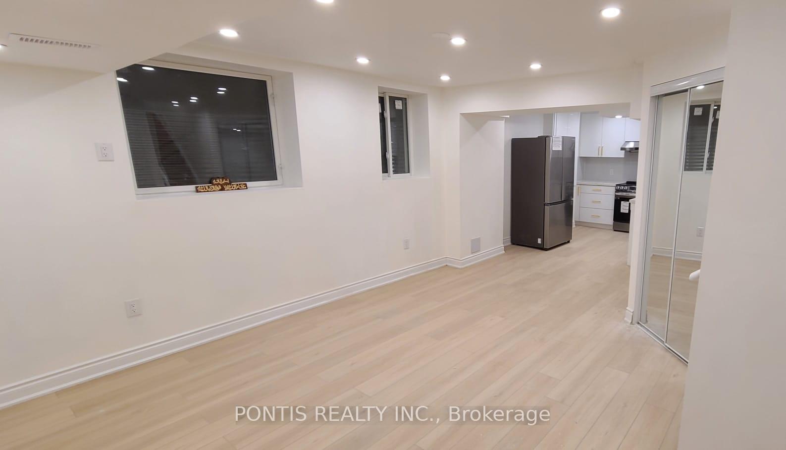 Photo 2 of Unit Bsmt, 959 Cherry Court, Milton, Cobban — HOMEH