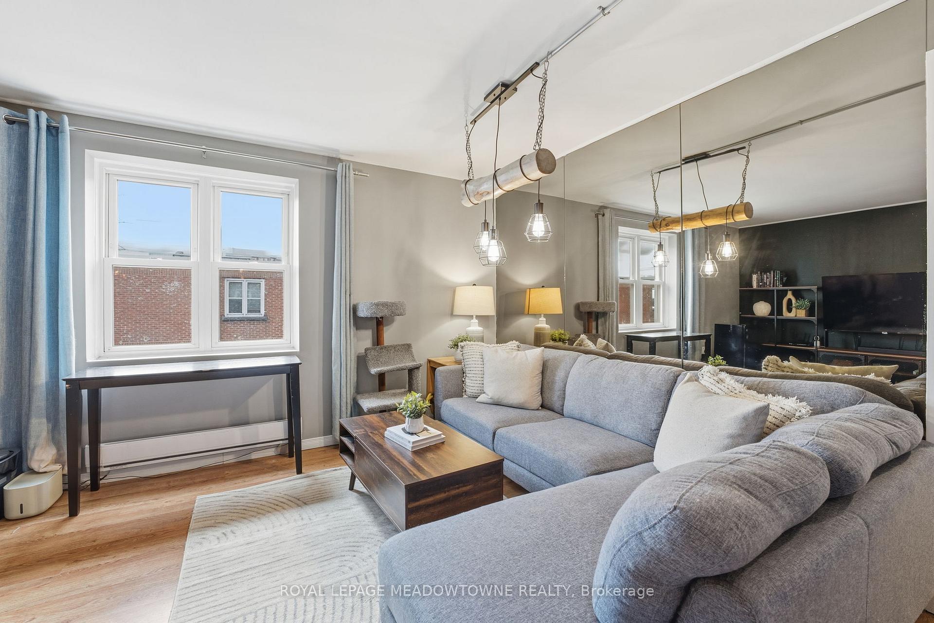 Photo 15 of Unit 15, 1351 Lakeshore Road, Burlington, Brant — HOMEH