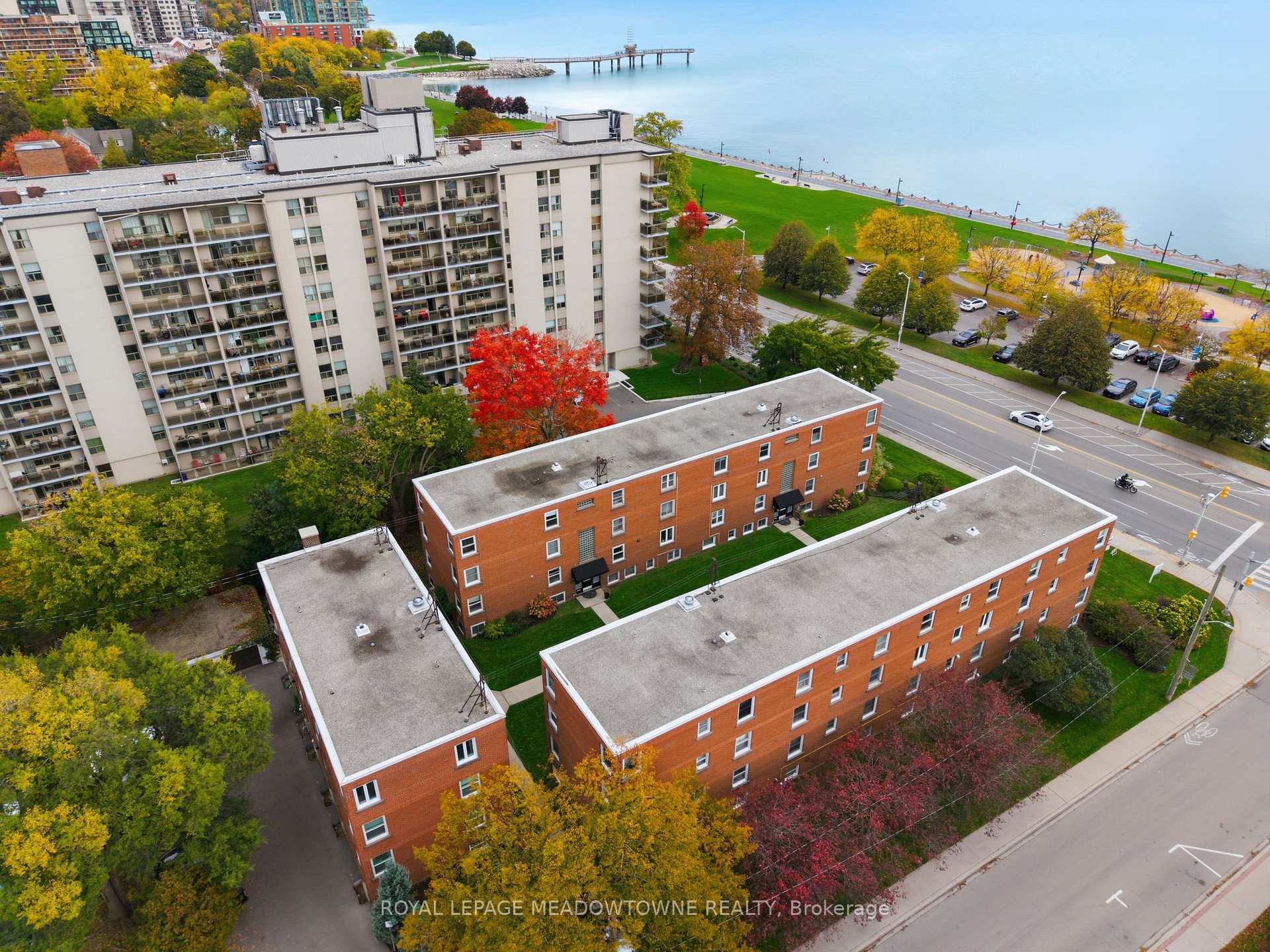 Photo 23 of Unit 15, 1351 Lakeshore Road, Burlington, Brant — HOMEH