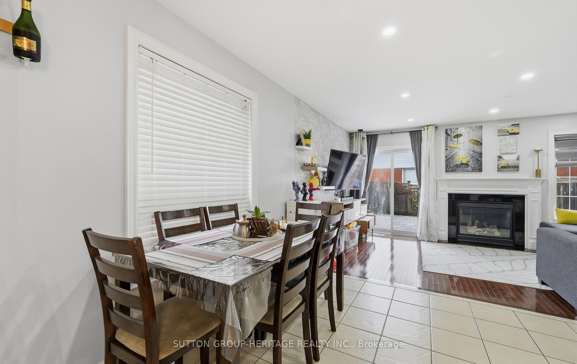 Photo 7 of 29 Tozer Crescent, Ajax, Northwest Ajax — HOMEH