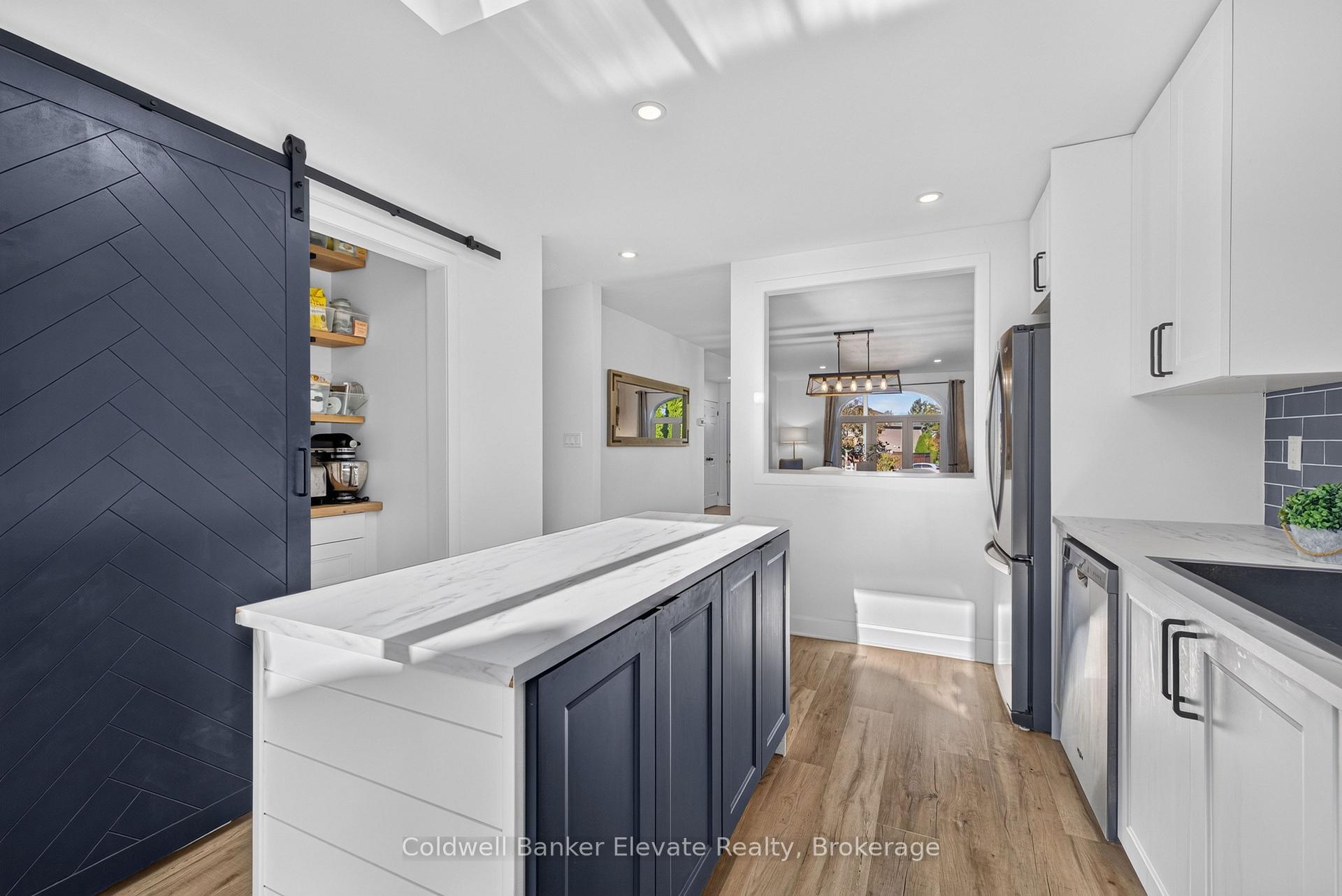 Photo 13 of 15 Nakiska Court, Barrie, Holly — HOMEH