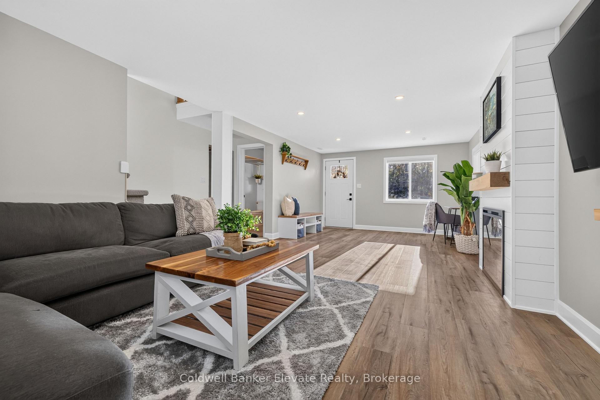 Photo 26 of 15 Nakiska Court, Barrie, Holly — HOMEH