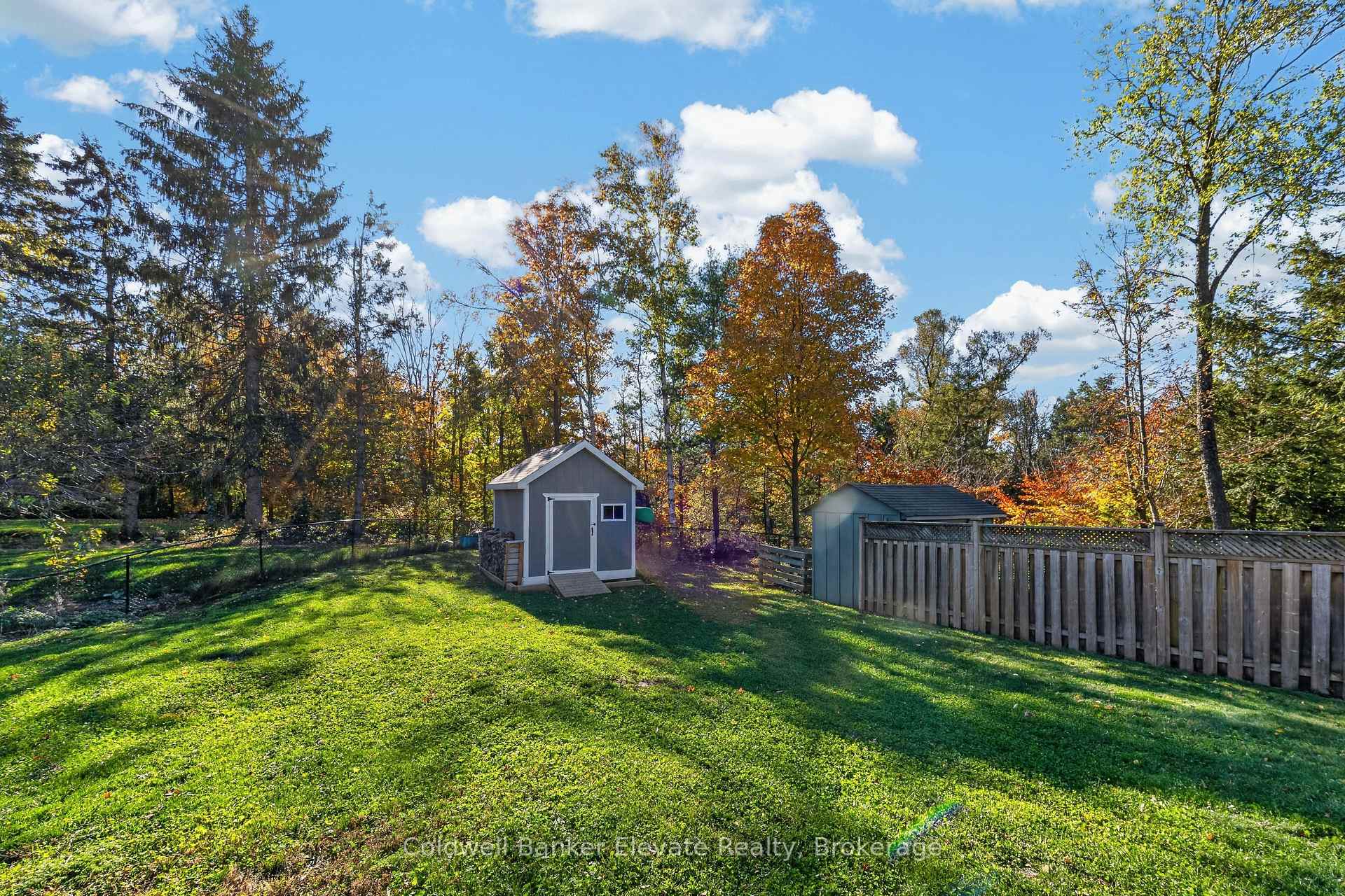 Photo 37 of 15 Nakiska Court, Barrie, Holly — HOMEH