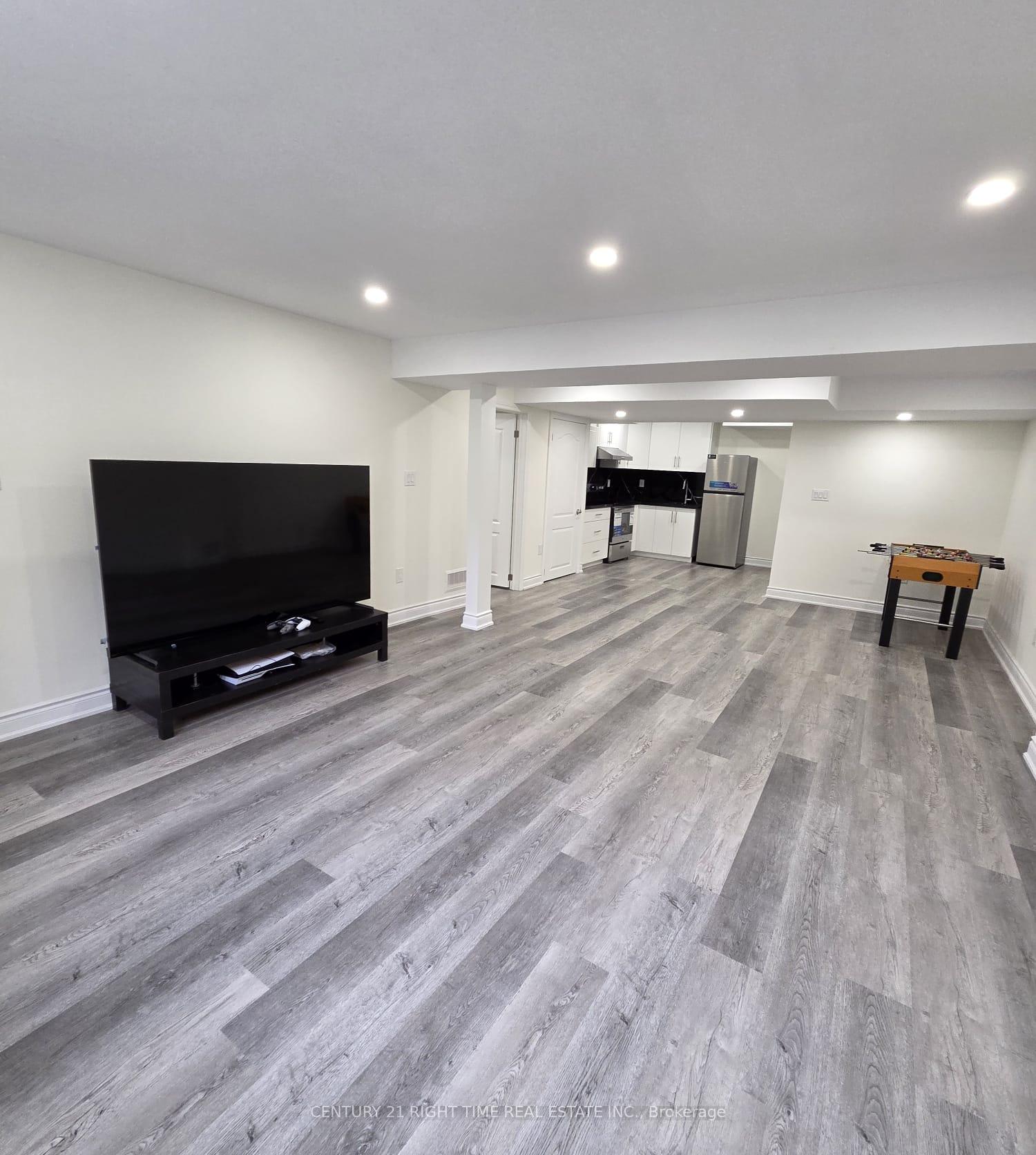 Photo 13 of 376 Gooch Crescent, Milton, Scott — HOMEH