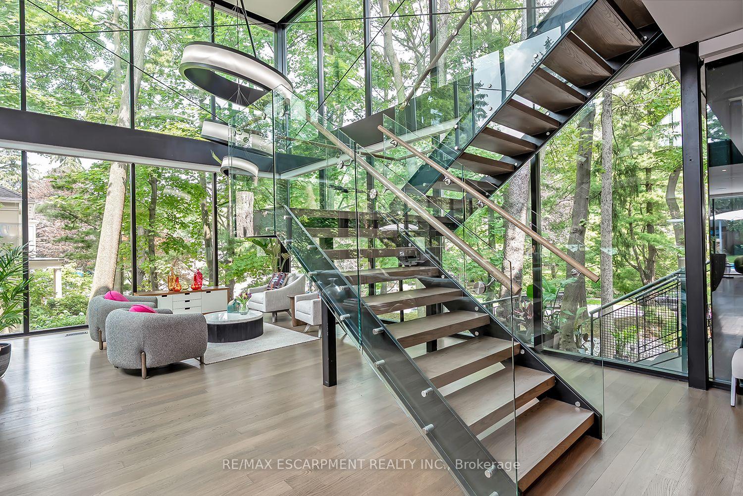 Photo 13 of 54 Raymar Place, Oakville, Old Oakville — HOMEH