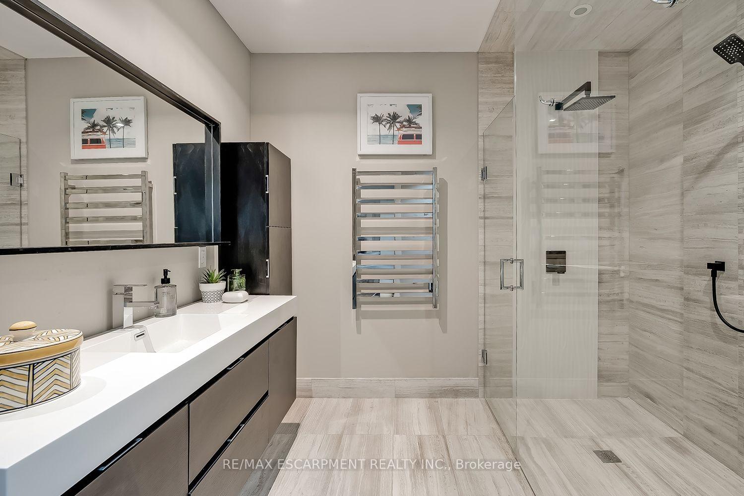 Photo 31 of 54 Raymar Place, Oakville, Old Oakville — HOMEH