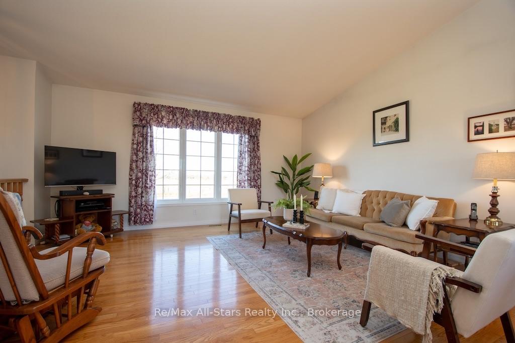 Photo 4 of 580 Fieldside Road, Kawartha Lakes, Ops — HOMEH
