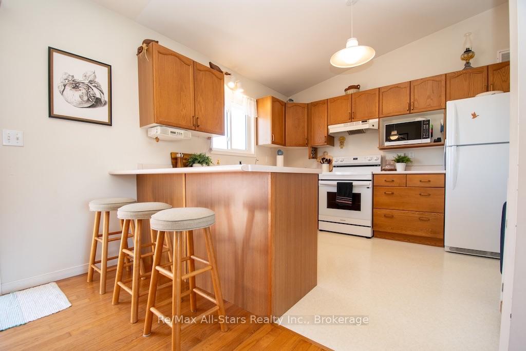 Photo 11 of 580 Fieldside Road, Kawartha Lakes, Ops — HOMEH