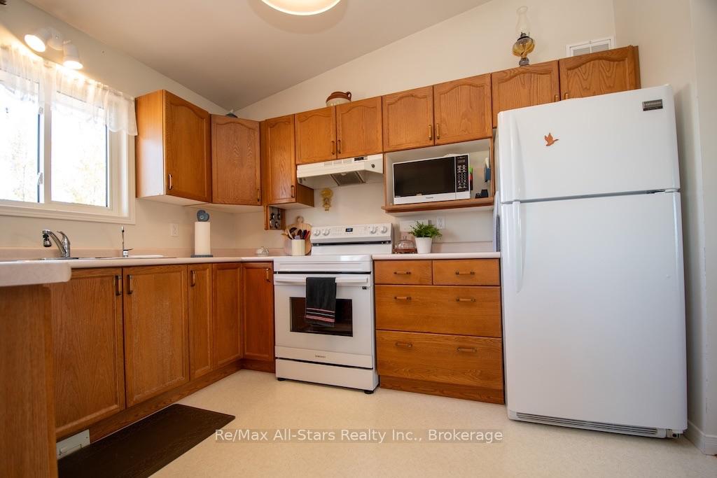 Photo 13 of 580 Fieldside Road, Kawartha Lakes, Ops — HOMEH