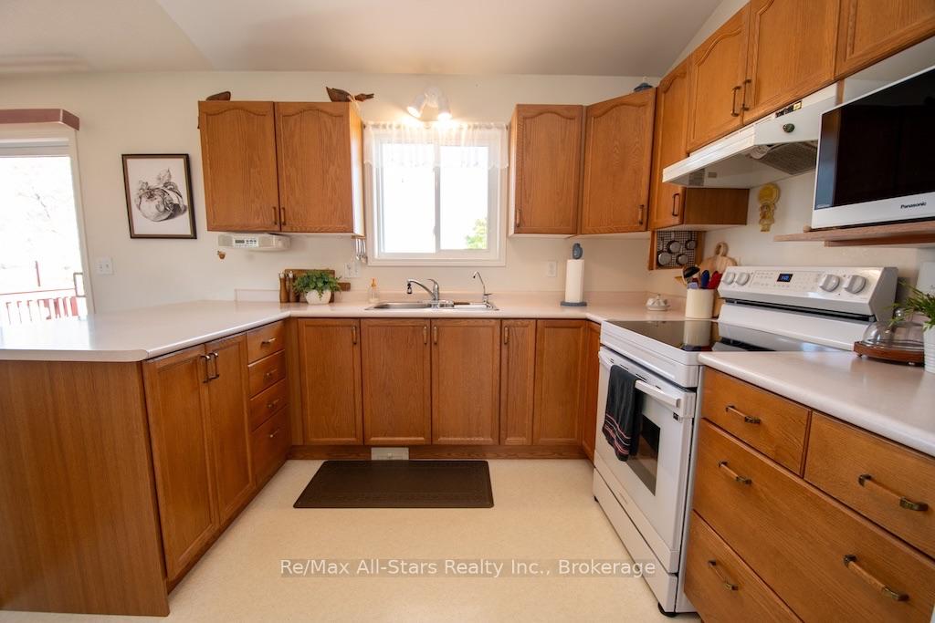 Photo 14 of 580 Fieldside Road, Kawartha Lakes, Ops — HOMEH