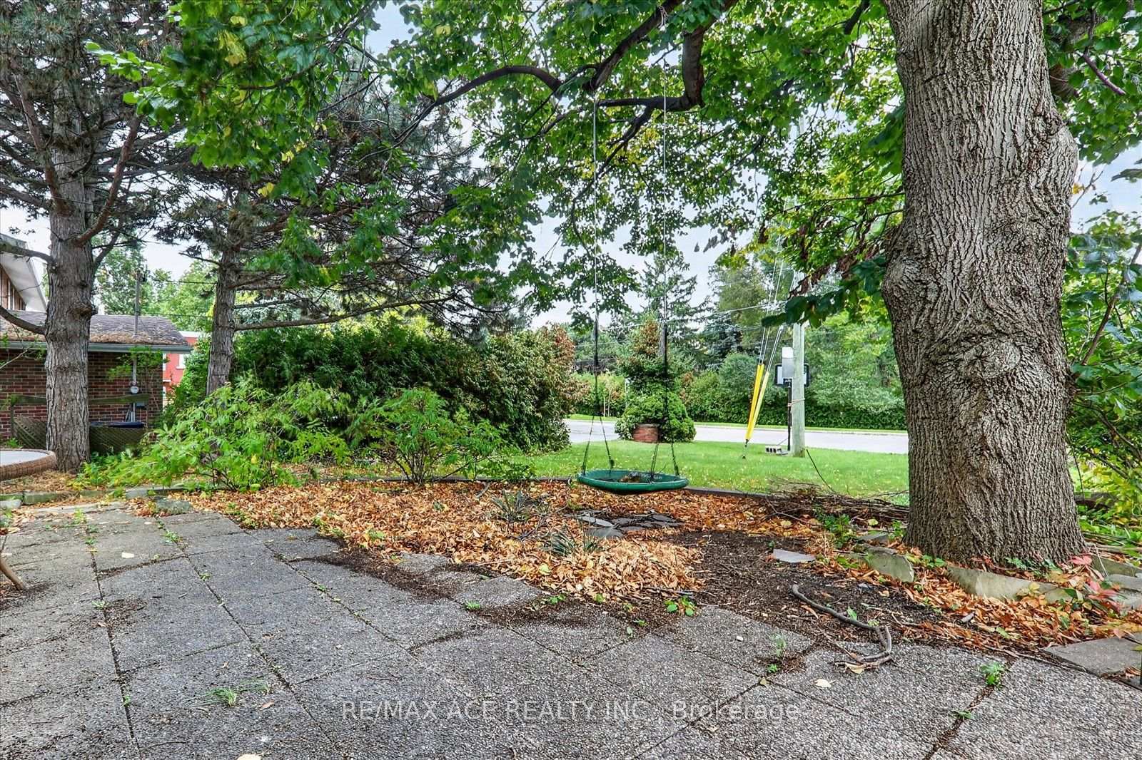 Photo 29 of Unit Main, 3 Larwood Boulevard, Scarborough, Cliffcrest — HOMEH