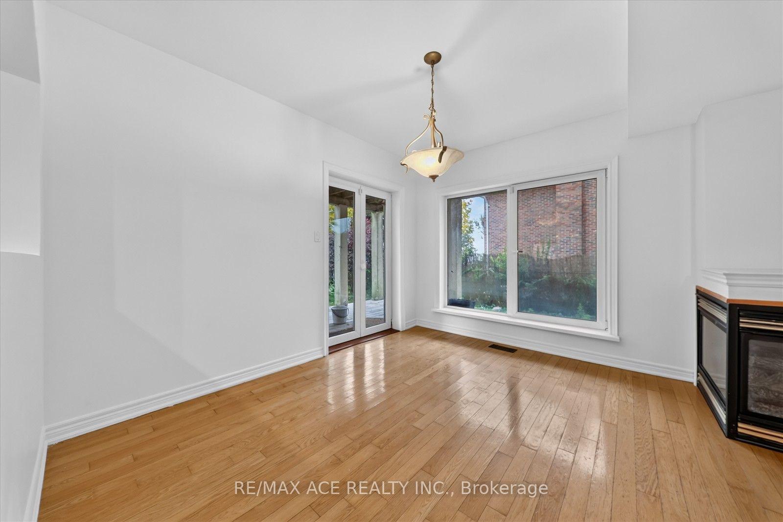 Photo 10 of Unit Main, 3 Larwood Boulevard, Scarborough, Cliffcrest — HOMEH