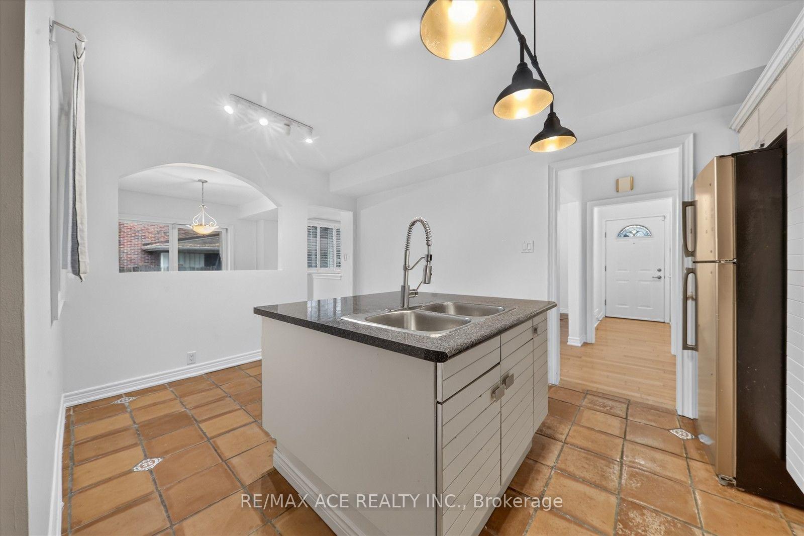 Photo 15 of Unit Main, 3 Larwood Boulevard, Scarborough, Cliffcrest — HOMEH