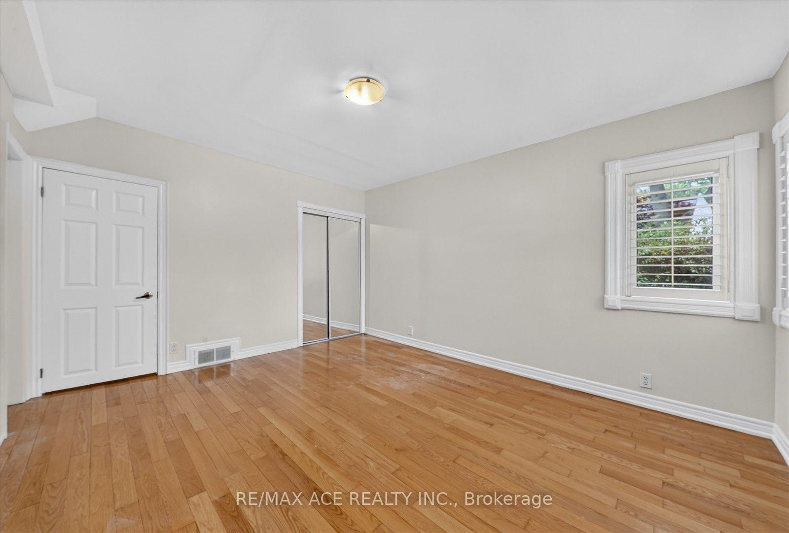 Photo 18 of Unit Main, 3 Larwood Boulevard, Scarborough, Cliffcrest — HOMEH