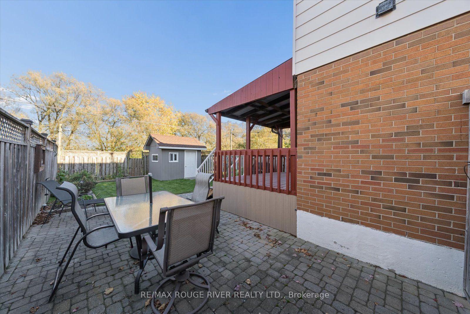 Photo 29 of 297 Durham Court, Oshawa, Vanier — HOMEH