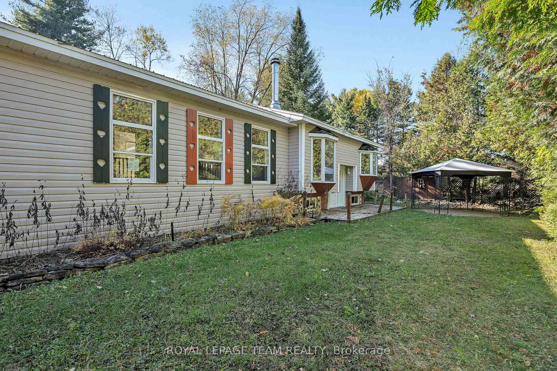 Photo of 641 Harper Road