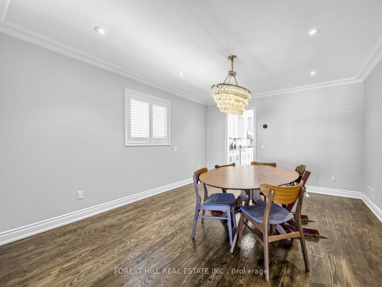Photo 15 of 481 Cranbrooke Avenue, Toronto, Bedford Park-Nortown — HOMEH