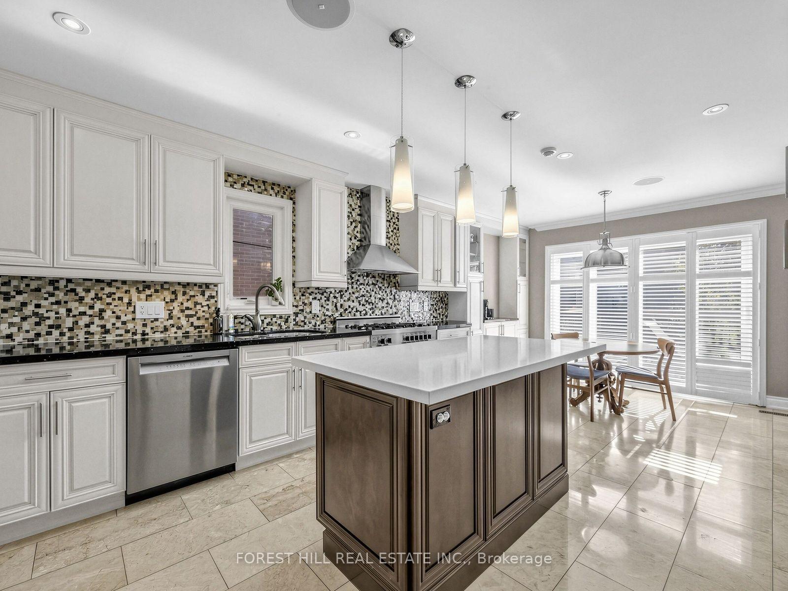 Photo 20 of 481 Cranbrooke Avenue, Toronto, Bedford Park-Nortown — HOMEH