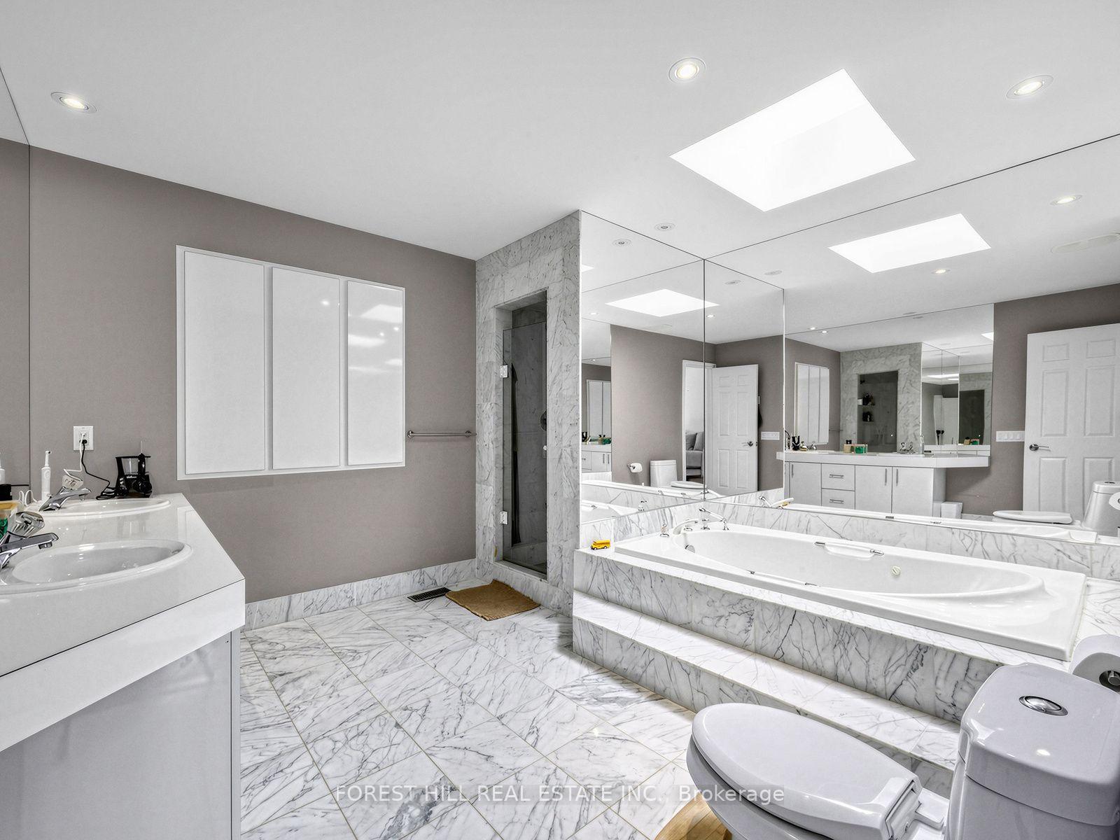 Photo 31 of 481 Cranbrooke Avenue, Toronto, Bedford Park-Nortown — HOMEH