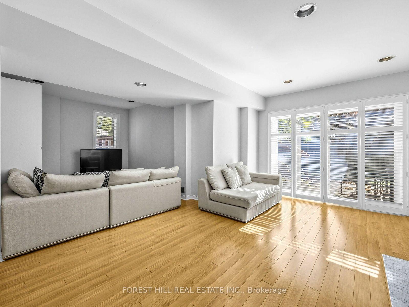 Photo 41 of 481 Cranbrooke Avenue, Toronto, Bedford Park-Nortown — HOMEH
