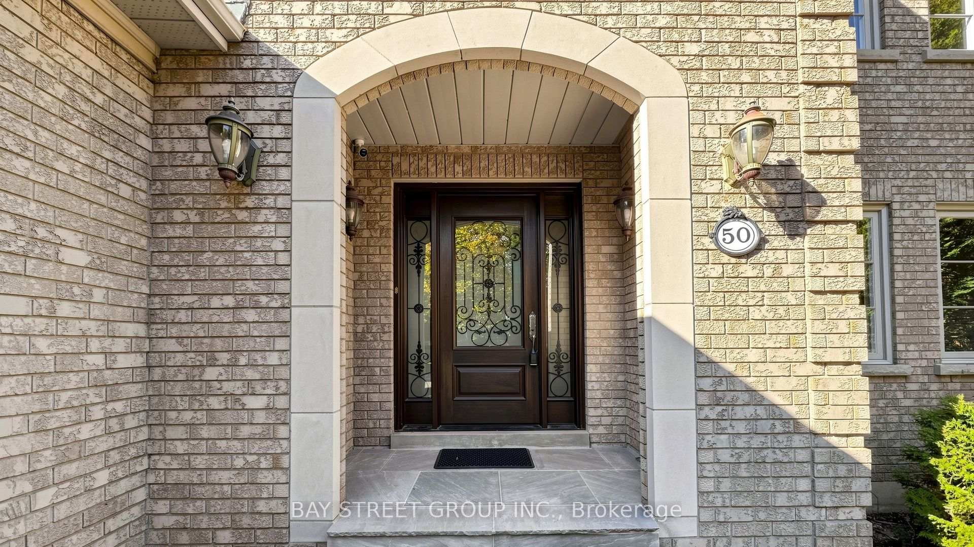 Photo 5 of 50 Lytton Boulevard, Richmond Hill, Bayview Hill — HOMEH