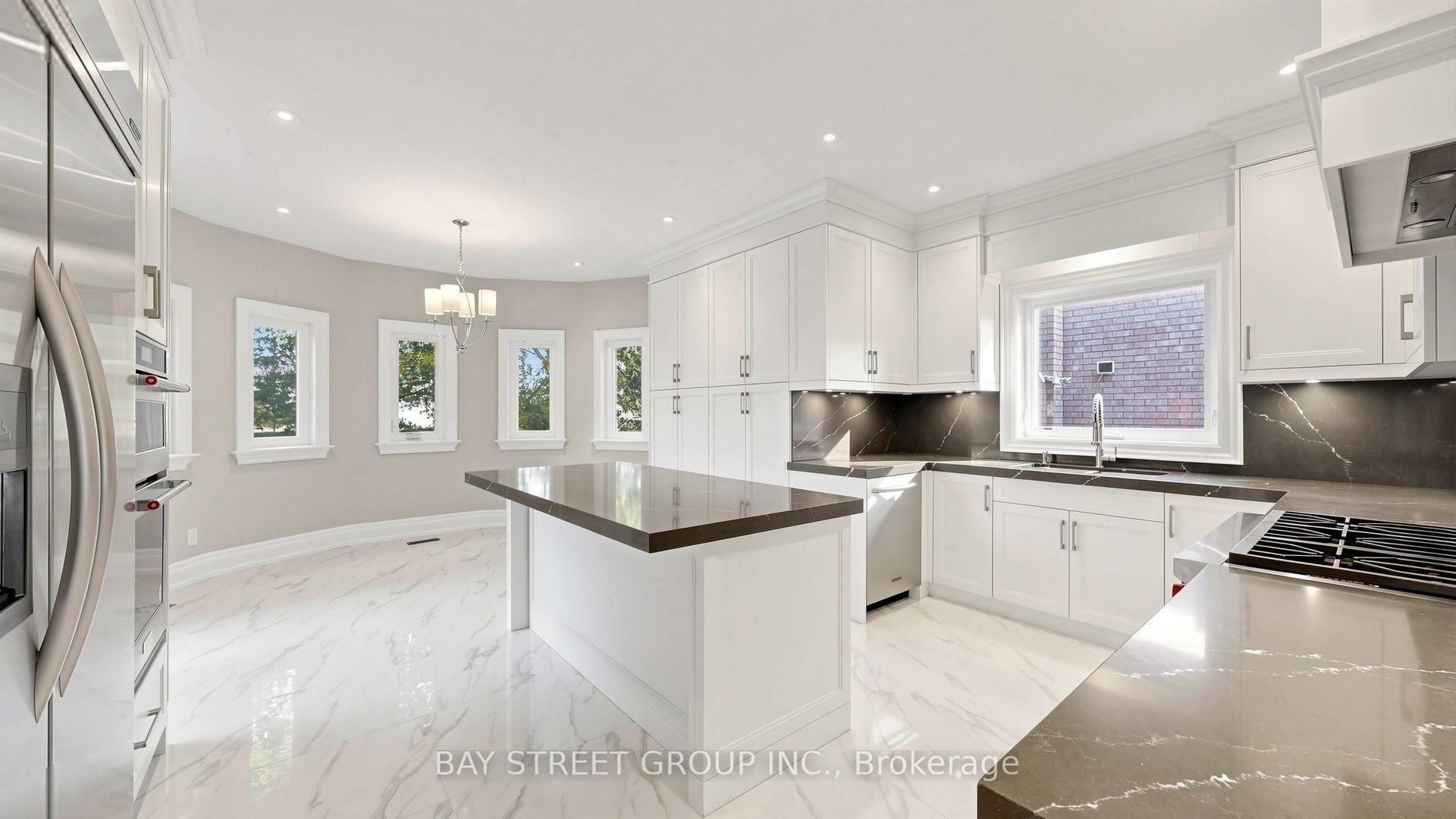 Photo 18 of 50 Lytton Boulevard, Richmond Hill, Bayview Hill — HOMEH