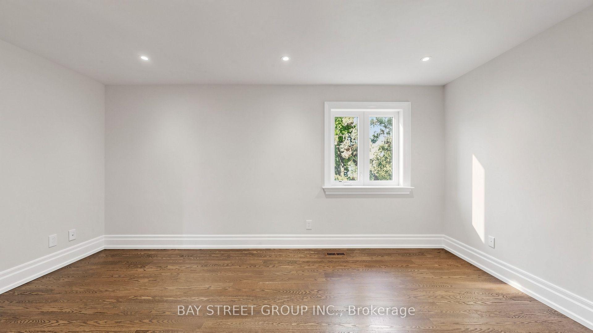 Photo 35 of 50 Lytton Boulevard, Richmond Hill, Bayview Hill — HOMEH