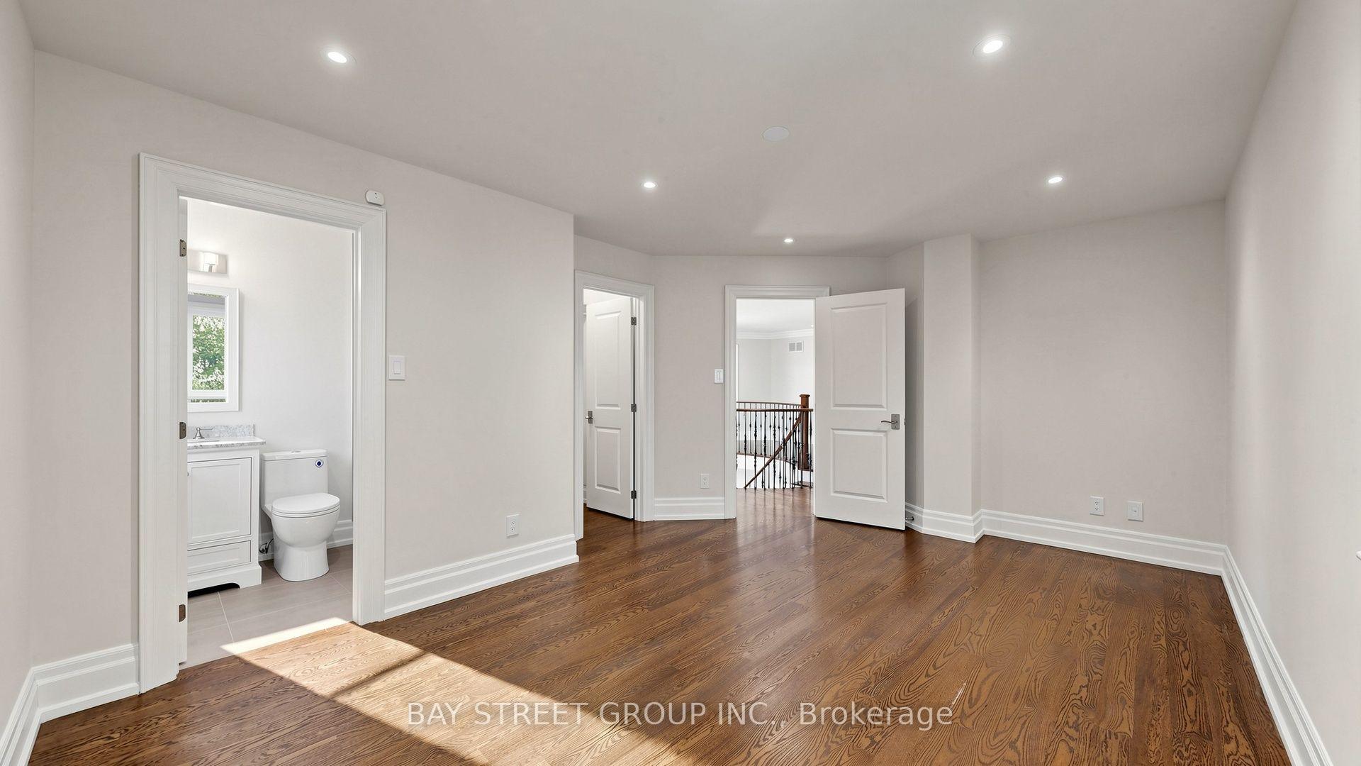 Photo 36 of 50 Lytton Boulevard, Richmond Hill, Bayview Hill — HOMEH