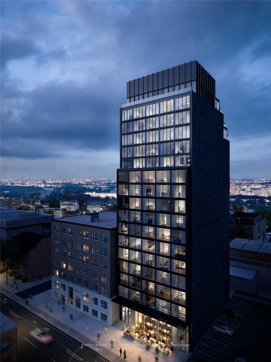 Front of Unit 1006, 458 Richmond Street W