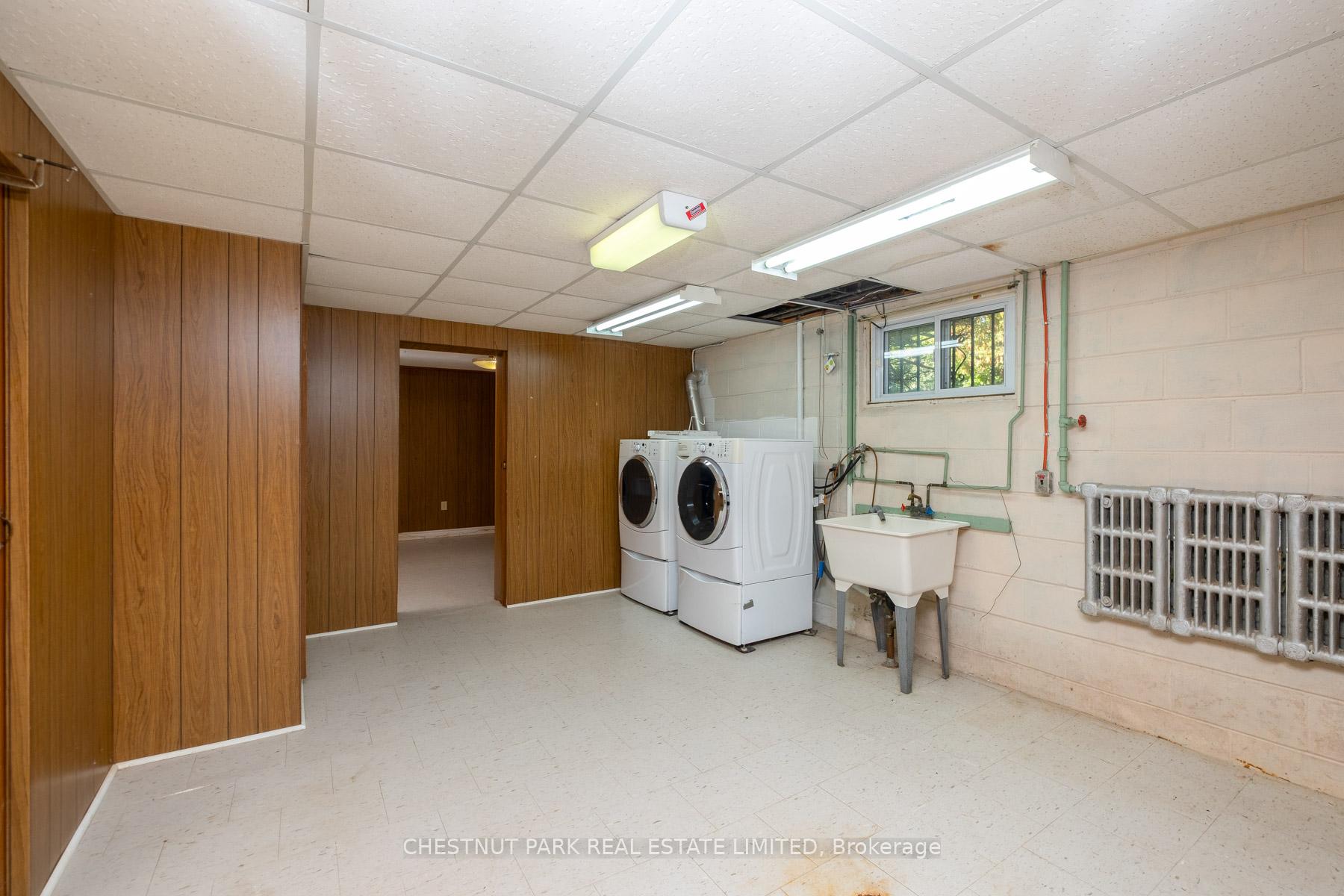 Photo 21 of 20 Strathroy Crescent, Markham, Old Markham Village — HOMEH