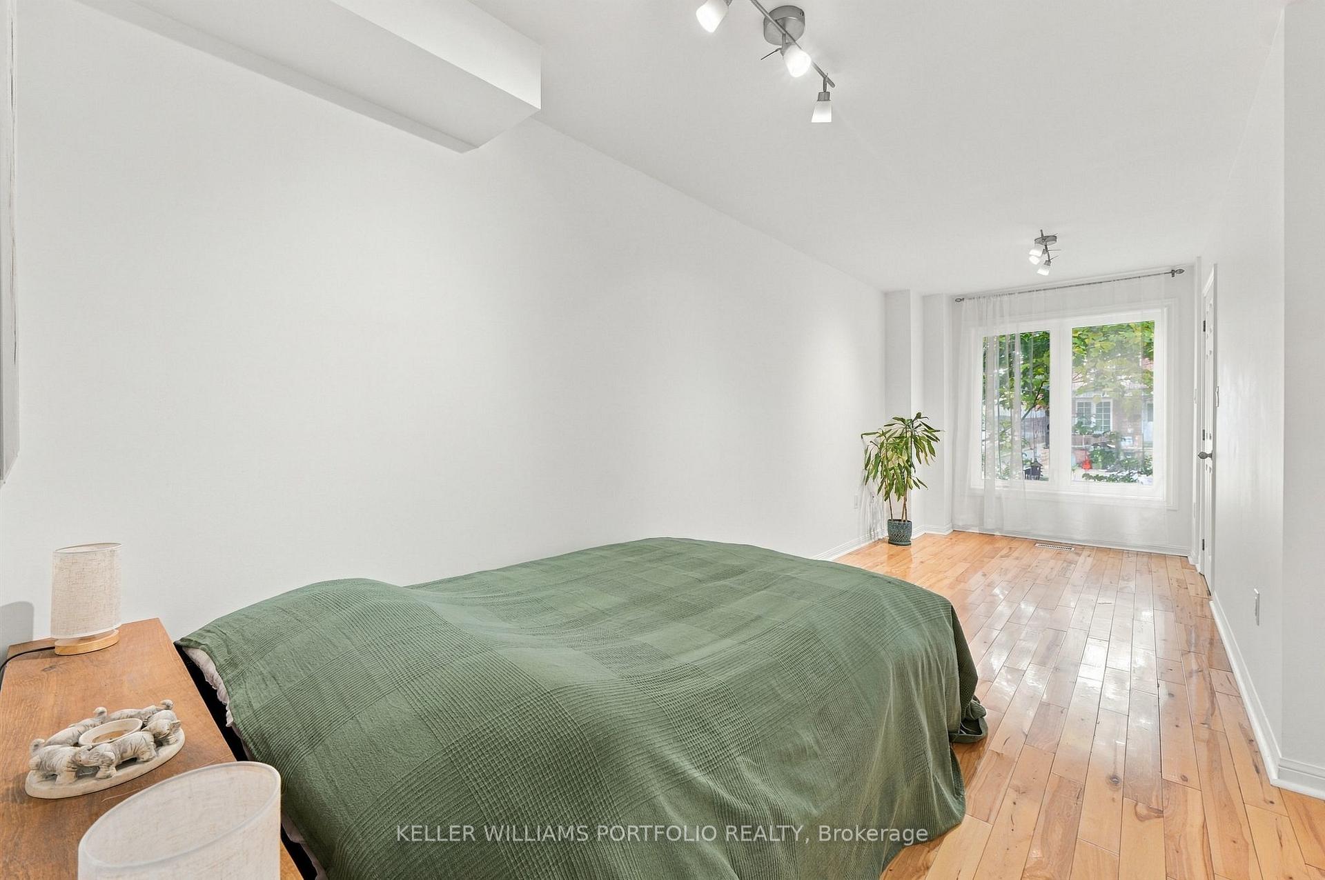 Photo 3 of 78 Osler Street, Toronto, Dovercourt-Wallace Emerson-Junction — HOMEH