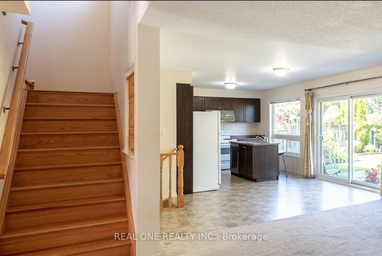 Photo 7 of 209 Blackburn Drive, Brantford, Empire South — HOMEH