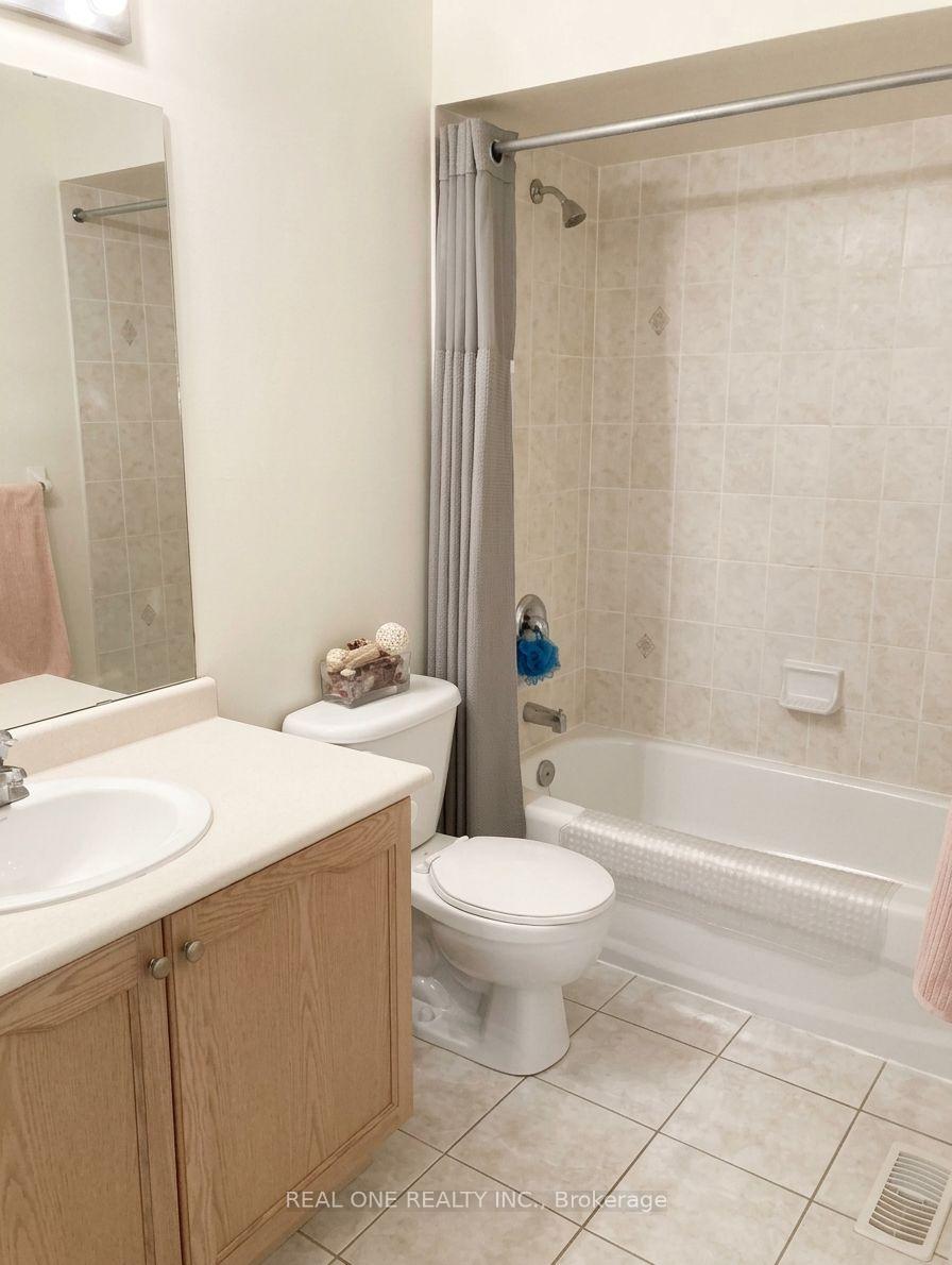 Photo 13 of 209 Blackburn Drive, Brantford, Empire South — HOMEH