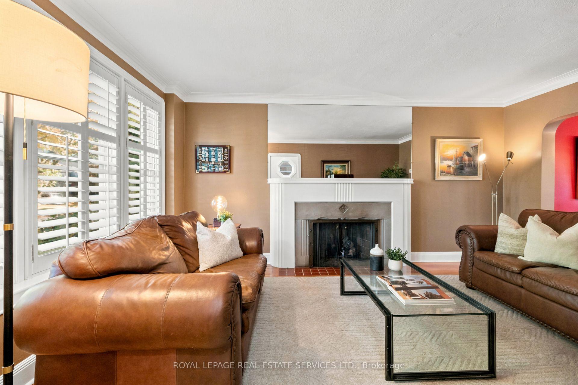 Photo 4 of 64 Cliveden Avenue, Etobicoke, Stonegate-Queensway — HOMEH