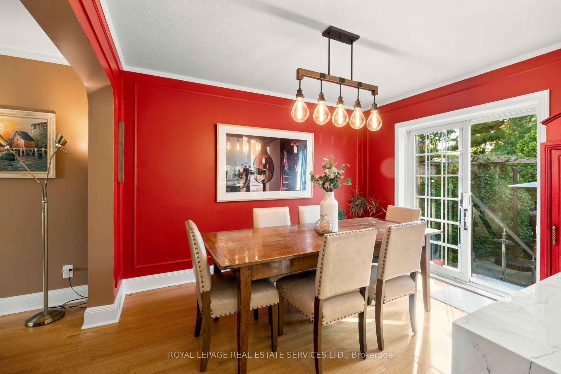 Photo 11 of 64 Cliveden Avenue, Etobicoke, Stonegate-Queensway — HOMEH