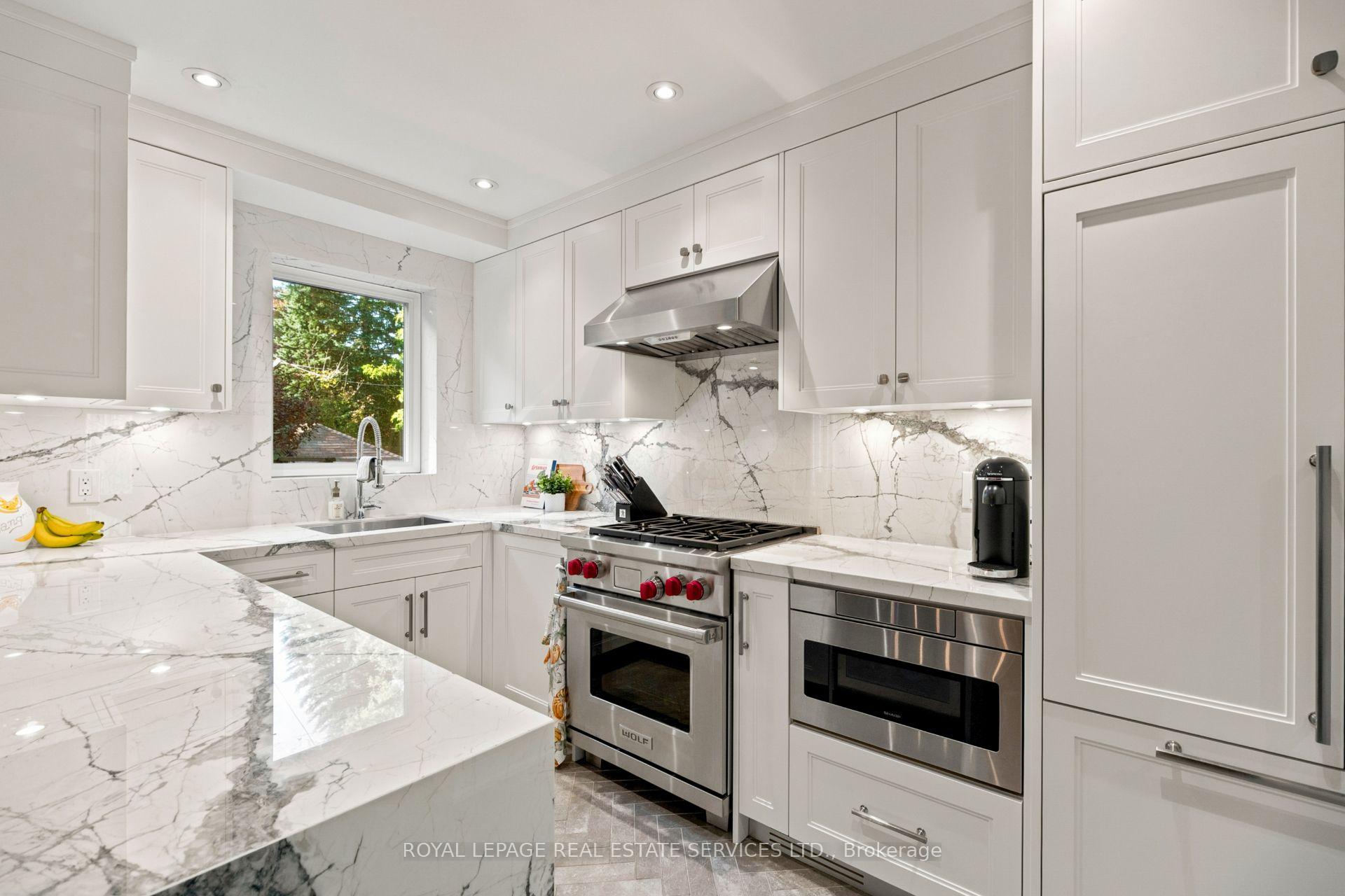 Photo 13 of 64 Cliveden Avenue, Etobicoke, Stonegate-Queensway — HOMEH