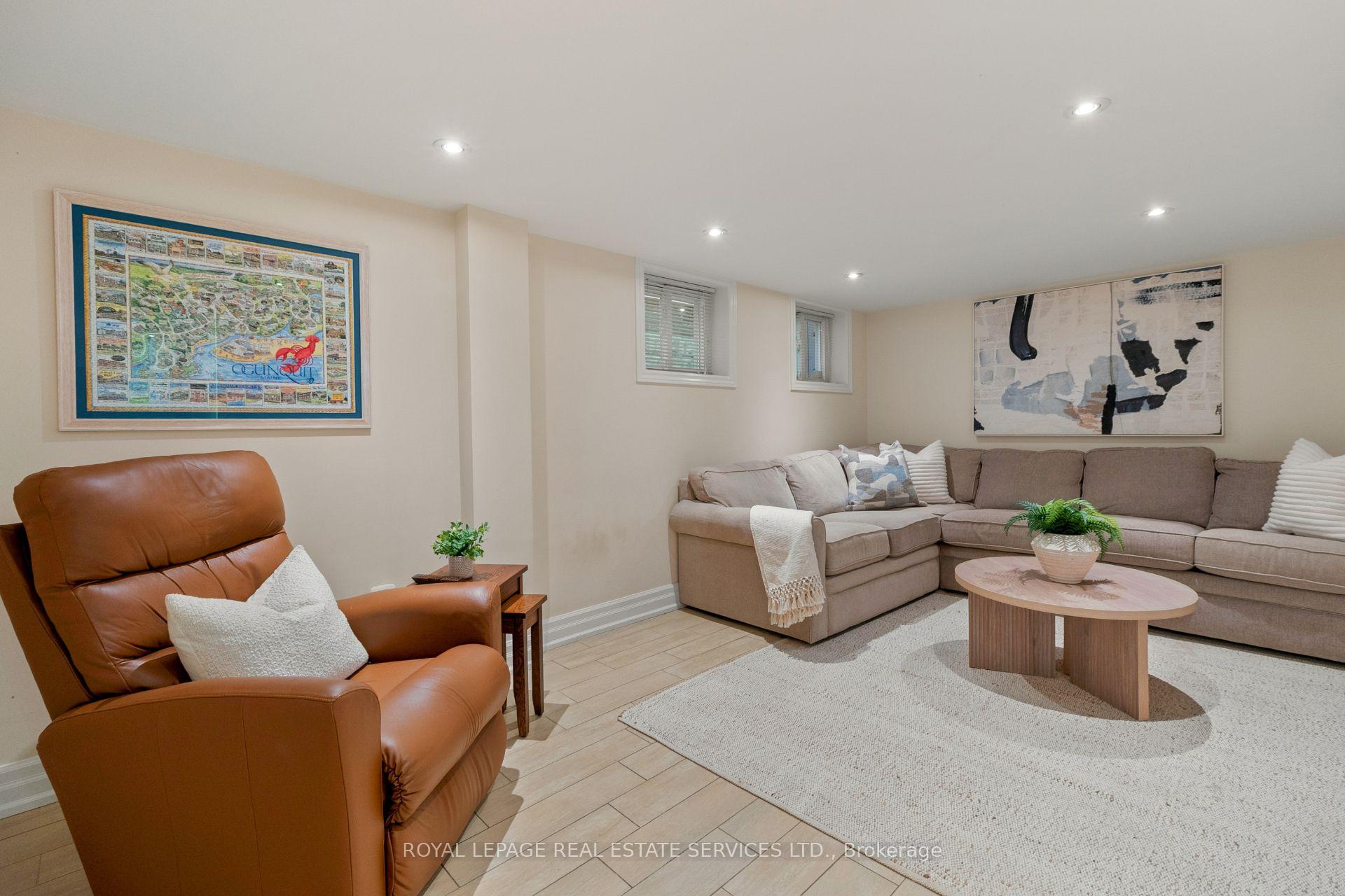 Photo 27 of 64 Cliveden Avenue, Etobicoke, Stonegate-Queensway — HOMEH