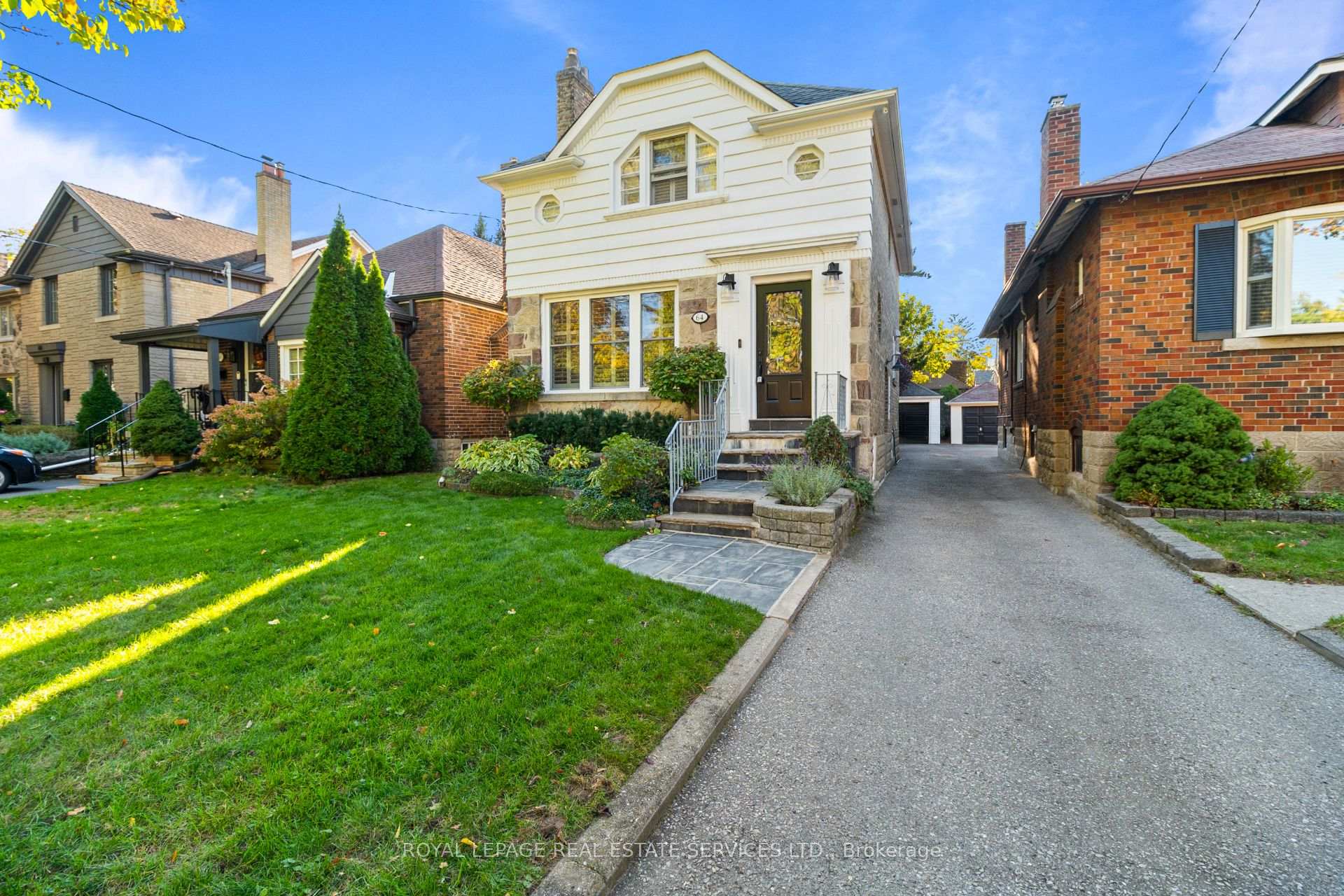 Photo 39 of 64 Cliveden Avenue, Etobicoke, Stonegate-Queensway — HOMEH