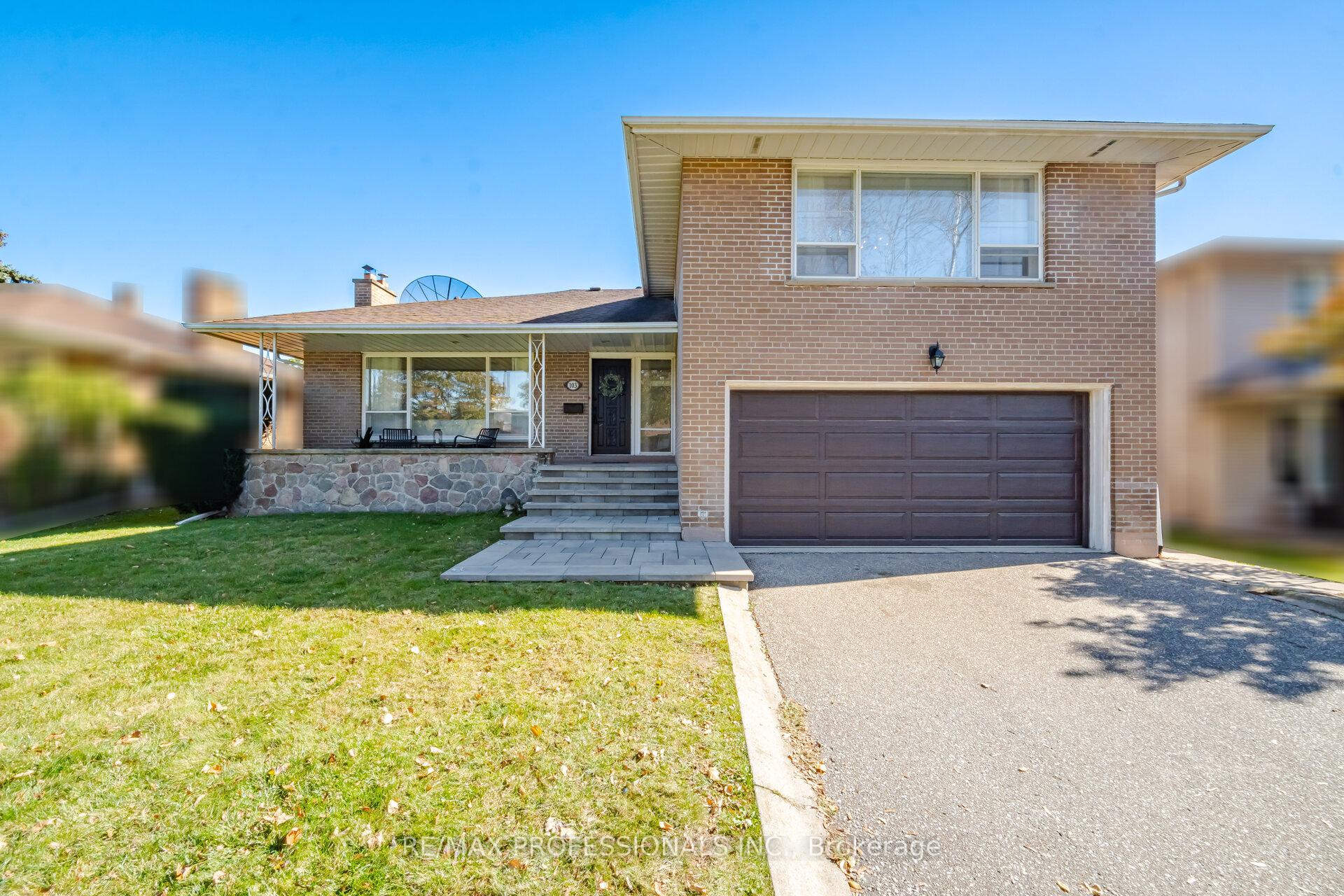 Photo 1 of 103 Mill Road, Etobicoke, Markland Wood — HOMEH