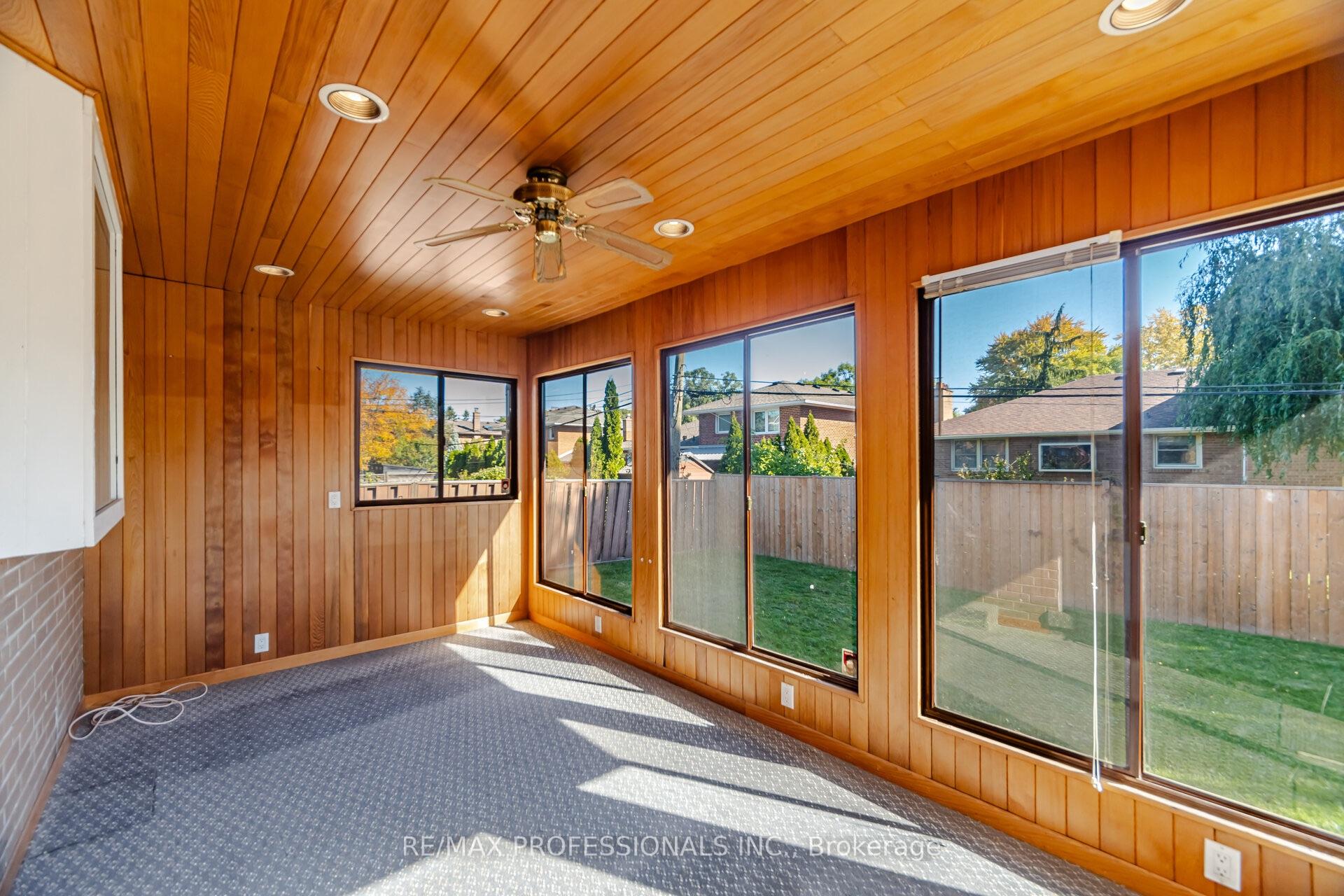 Photo 33 of 103 Mill Road, Etobicoke, Markland Wood — HOMEH