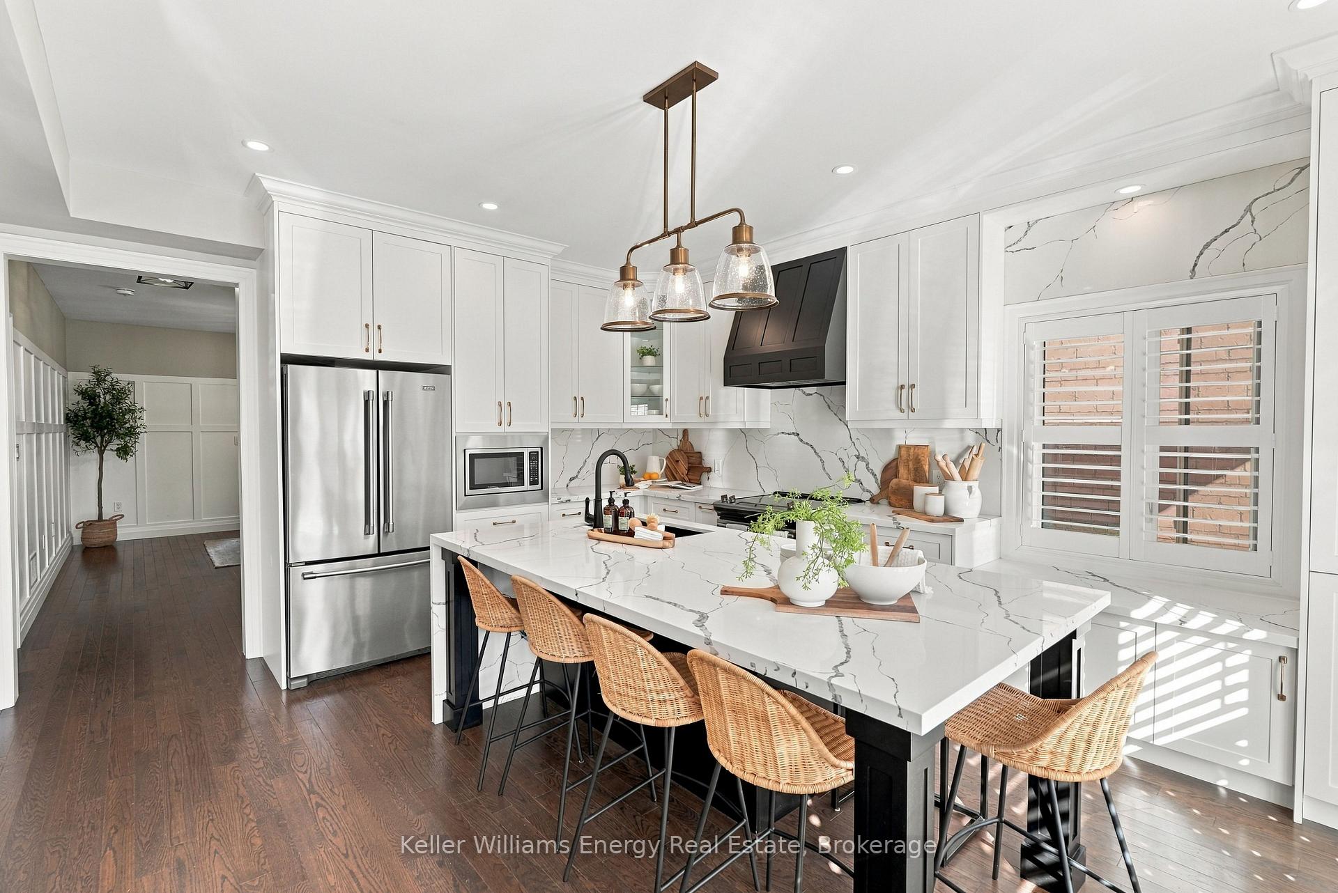 Photo 5 of 165 Douglas Kemp Crescent, Clarington, Bowmanville — HOMEH