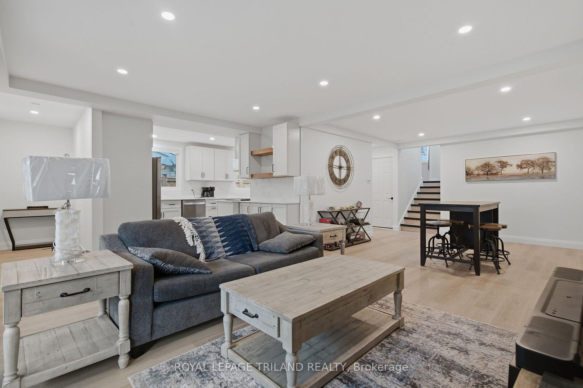 Photo 13 of Unit UPPER, 27 Aldborough Avenue, St. Thomas — HOMEH