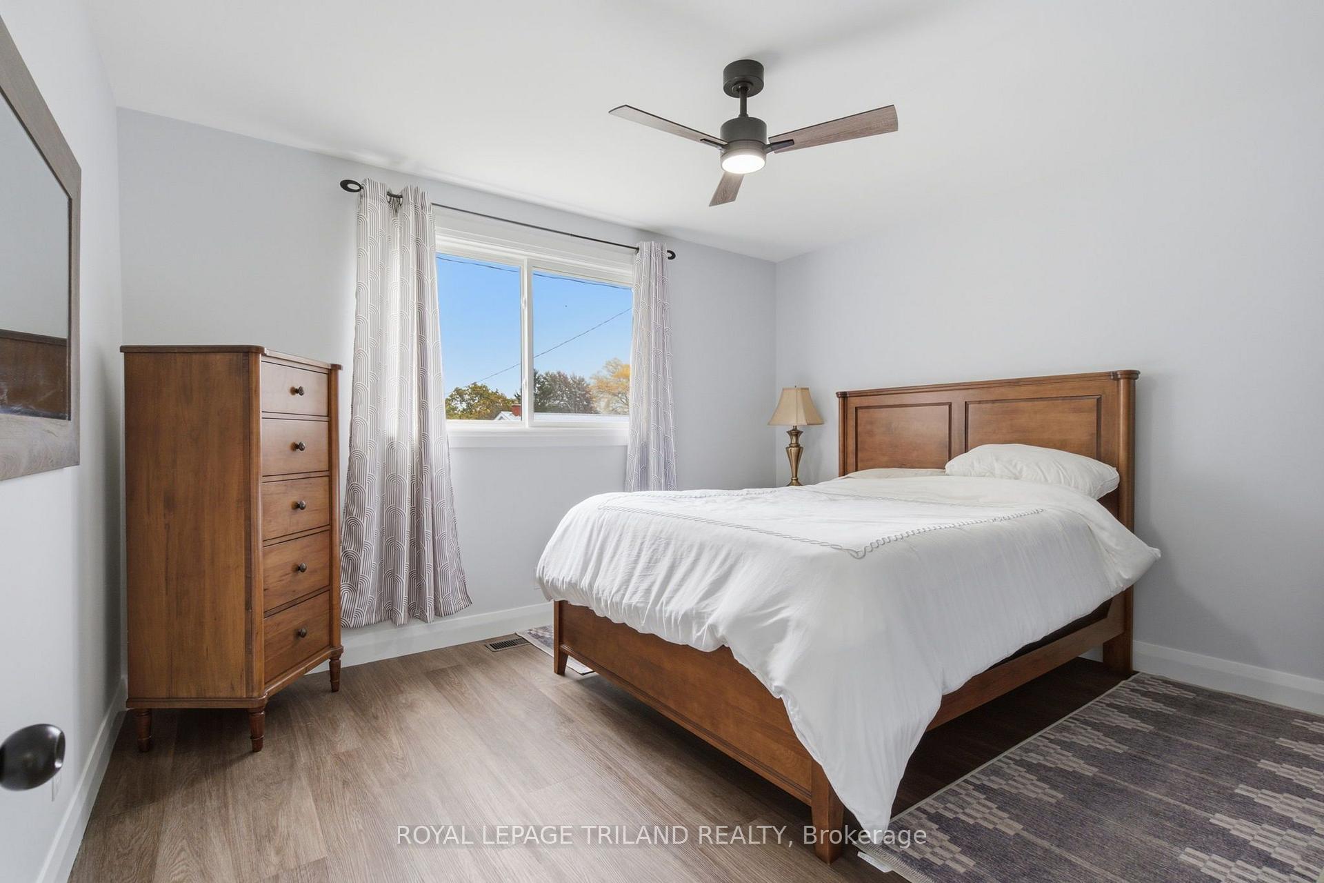 Photo 17 of Unit UPPER, 27 Aldborough Avenue, St. Thomas — HOMEH