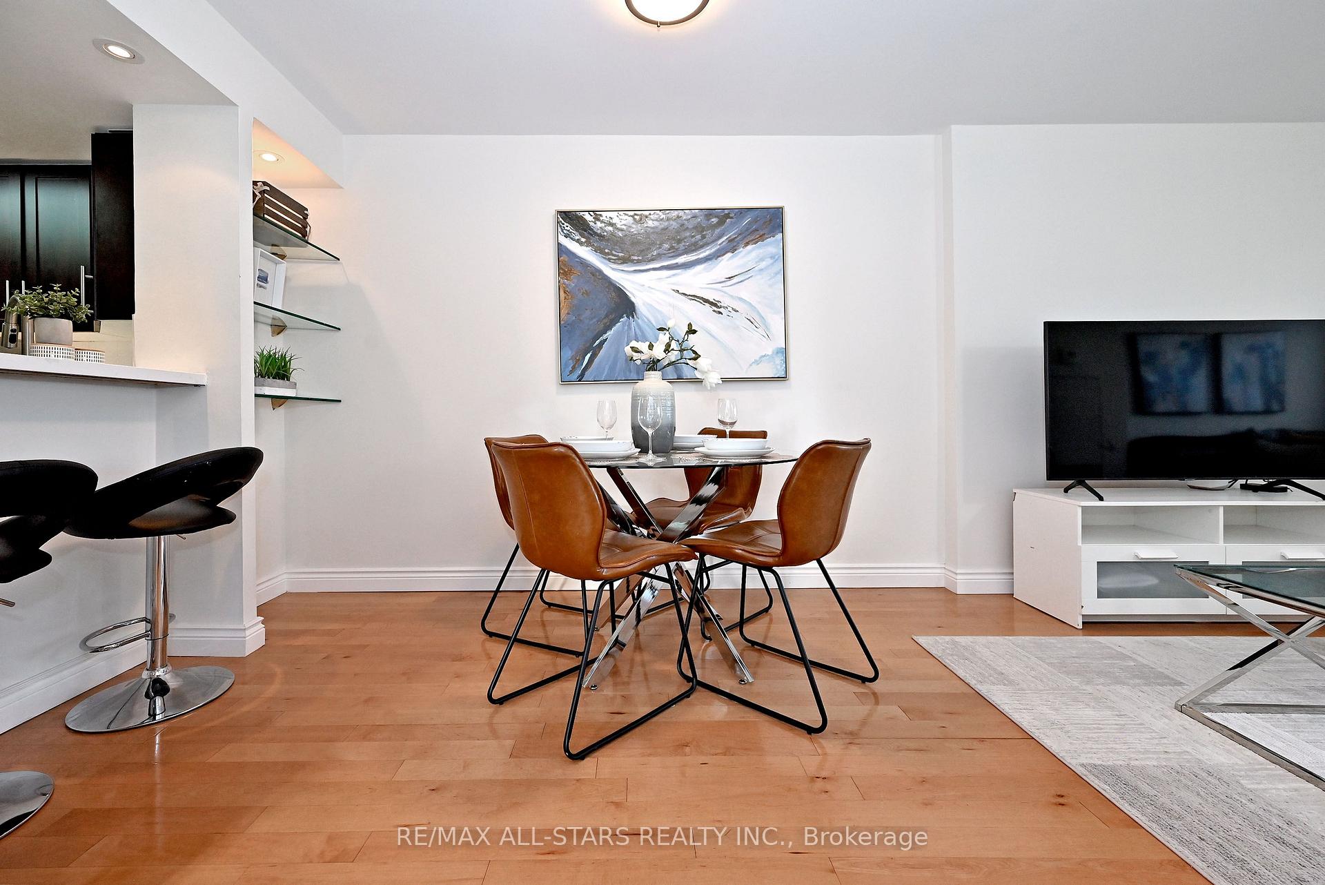 Photo 8 of Unit 2112, 15 Maitland Place, Toronto, Cabbagetown-South St. James Town — HOMEH