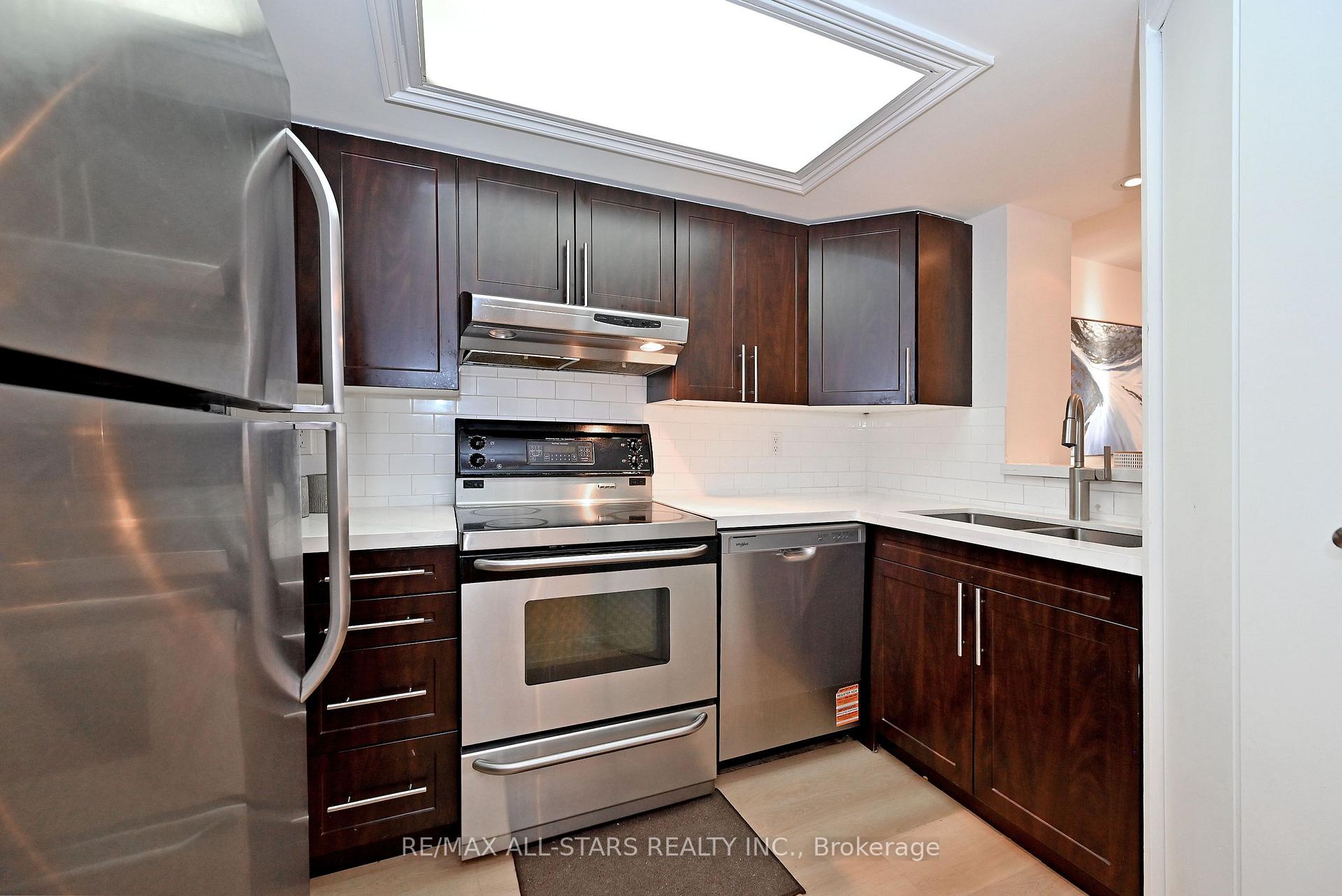 Photo 13 of Unit 2112, 15 Maitland Place, Toronto, Cabbagetown-South St. James Town — HOMEH