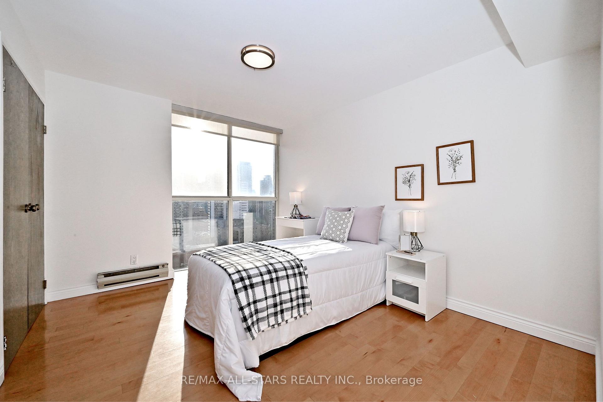 Photo 23 of Unit 2112, 15 Maitland Place, Toronto, Cabbagetown-South St. James Town — HOMEH
