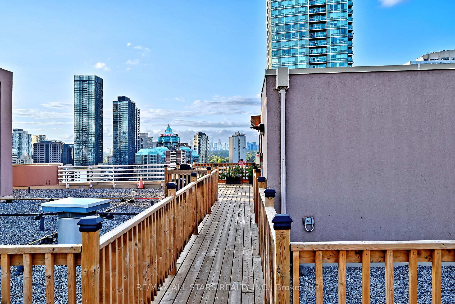 Photo 46 of Unit 2112, 15 Maitland Place, Toronto, Cabbagetown-South St. James Town — HOMEH