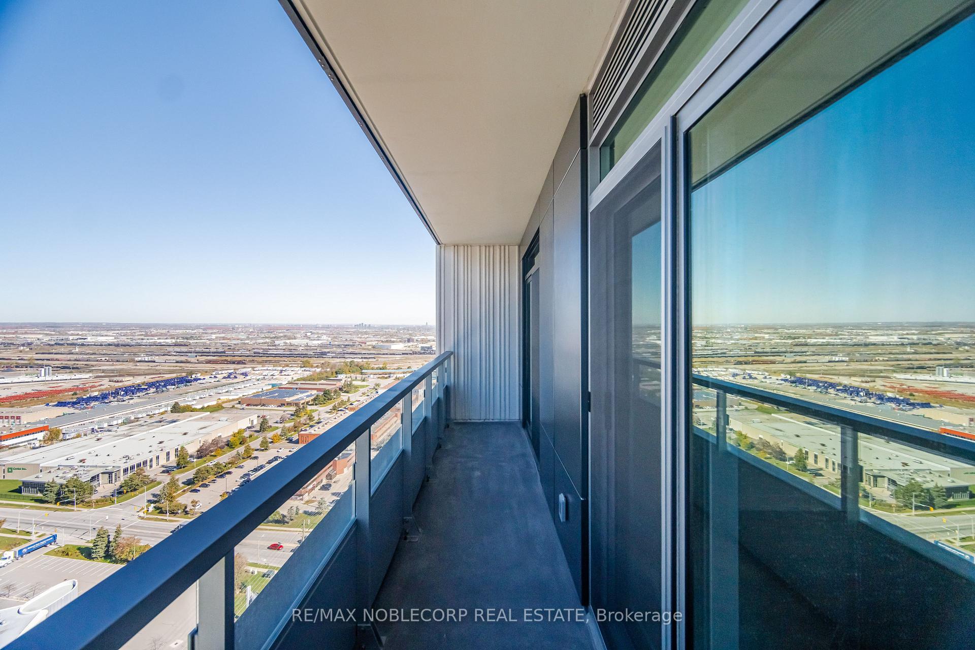 Photo 17 of Unit 2501, 5 Meadowdale Road, Vaughan, Vaughan Corporate Centre — HOMEH