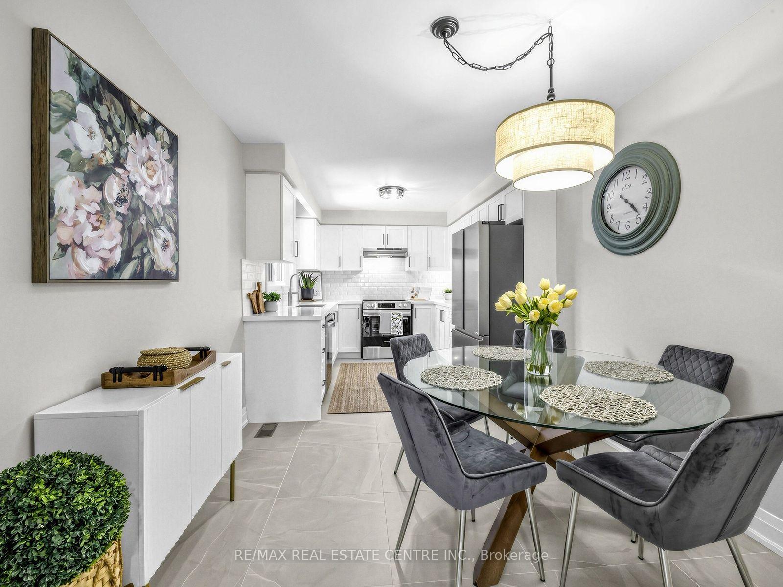 Photo 8 of 2362 Denise Road, Mississauga, Lakeview — HOMEH